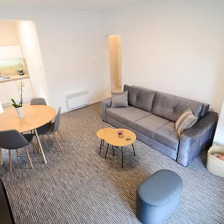 Luna Deluxe & Free Parking