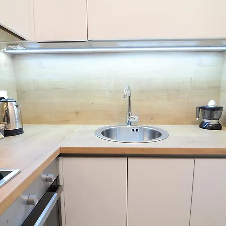Luna Deluxe & Free Parking Apartment Bjelasnica