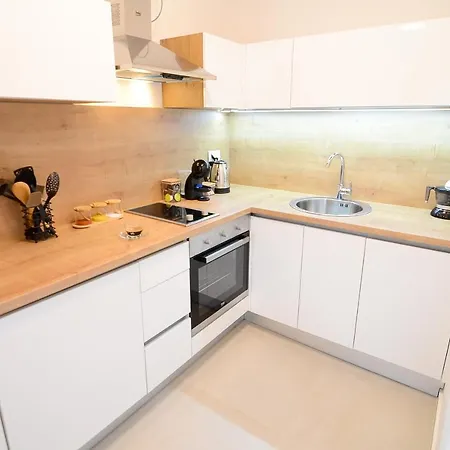 Apartmán Luna Deluxe & Free Parking *